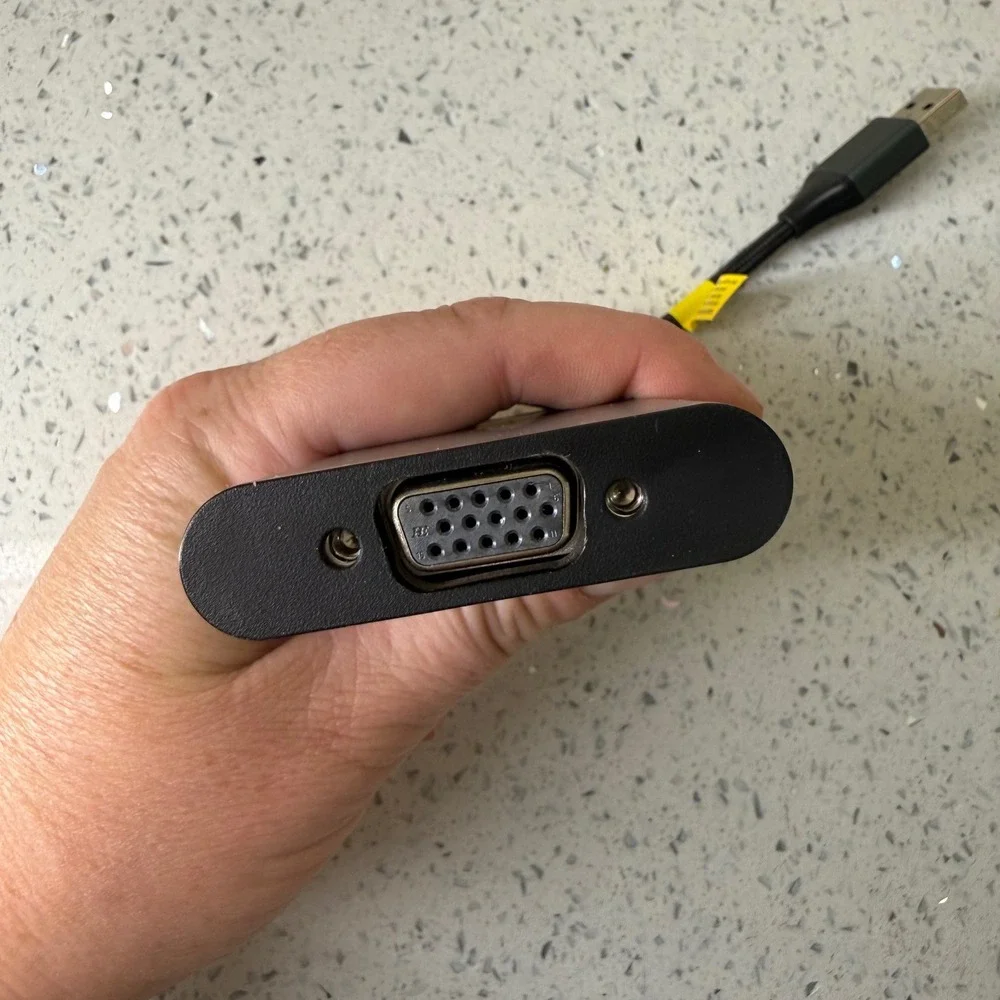 Insignia USB 3.0 to VGA Adapter Gray NS-PA3UVG‎ Video Converter Dongle UNTESTED